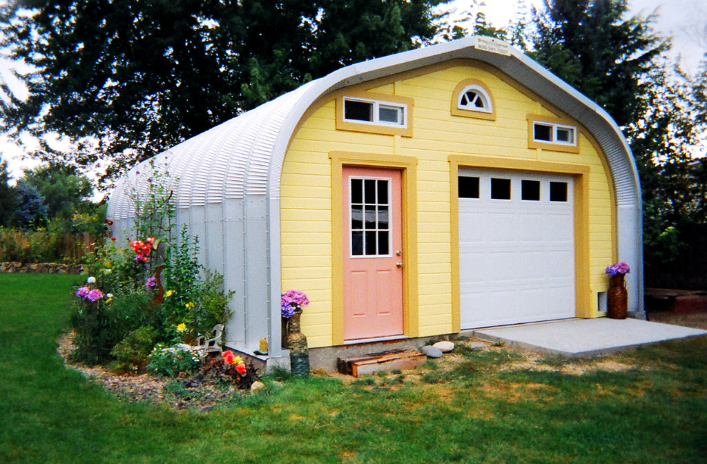 The Garden Tools Every Gardener Actually Needs (and the Junk)