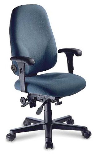 A Sane Home-Office Desk Setup That Won't Wreck Your Back