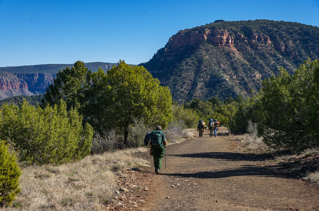 How to Pick Hiking Boots That Actually Fit Your Feet