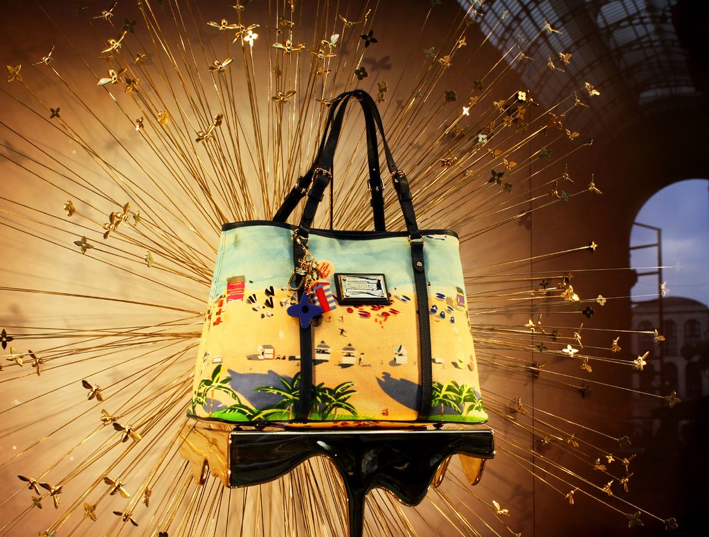 What Your Handbag Says About Your Personality